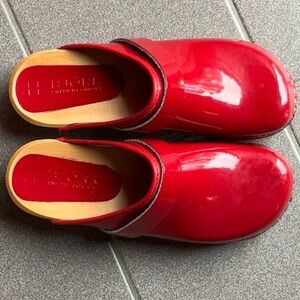 Bjork Swedish clogs